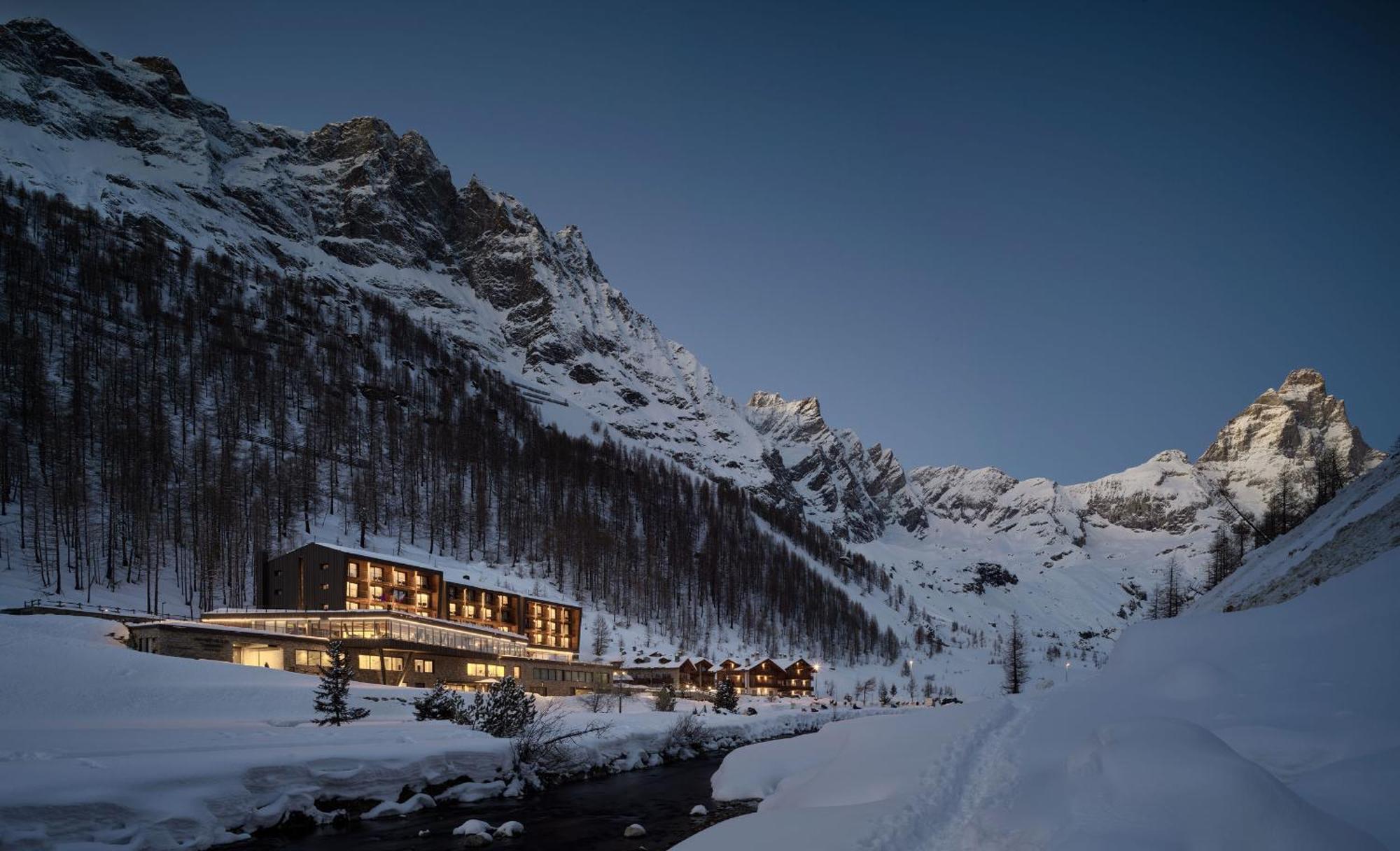 Cervino - Vretreats Hotel Breuil-Cervinia Bagian luar foto